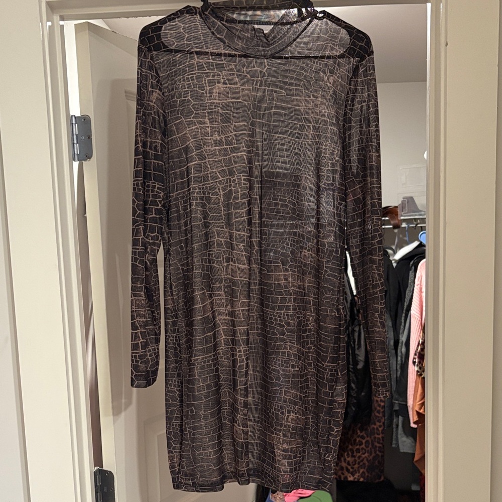 SHEIN Black and Brown Long Sleeve Dress
